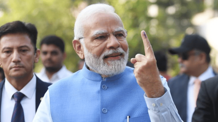 Prime Minister Narendra Modi voted in Gujarat assembly election | Narendra Modi/Twitter