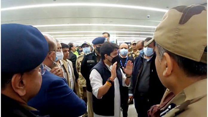 Union Civil Aviation Minister Jyotiraditya M. Scindia makes a surprise visit to Terminal 3, Indira Gandhi International (IGI) Airport to review the situation amid passenger congestion complaints | Credit: ANI Photo