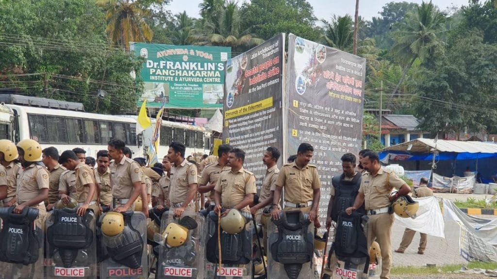 Cops at the protest site | Photo: Sharan Poovanna | ThePrint