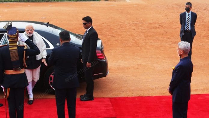 External affairs minister S. Jaishankar receives PM Modi at Rashtrapati Bhavan | Photo: Praveen Jain | ThePrint