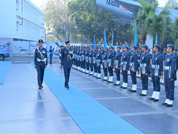  Air Marshal Pankaj Mohan Sinha assumes command of IAF's western air command