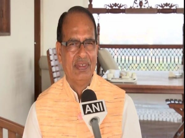 CM Chouhan performs Bhoomi Pujan for installation of Rani Padmavati statue in Bhopal