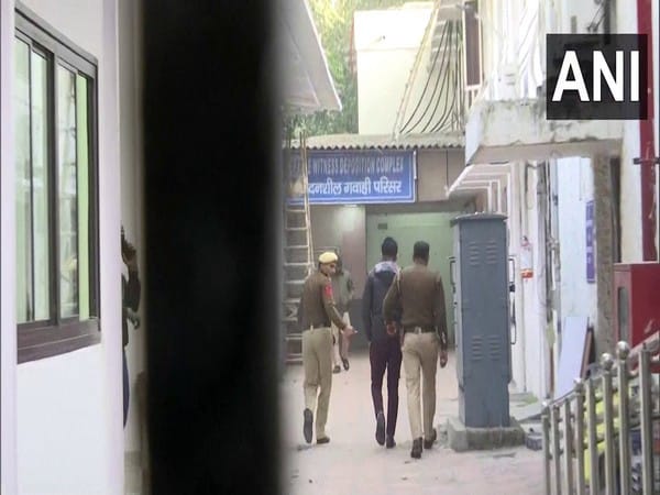 Air India Urination case: Delhi Court sends Shankar Mishra to 14 days judicial custody