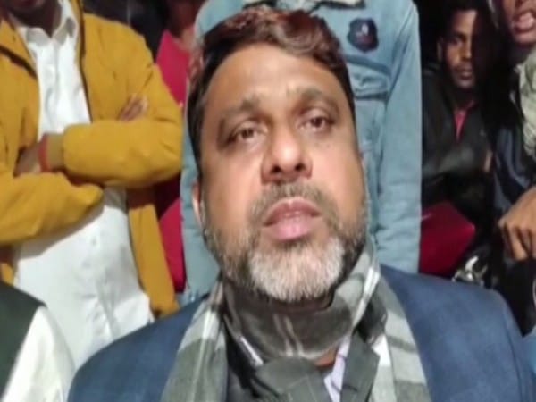 Find out Shah Rukh Khan's father-in-law: Bihar AIMIM leader on 'Pathaan' row