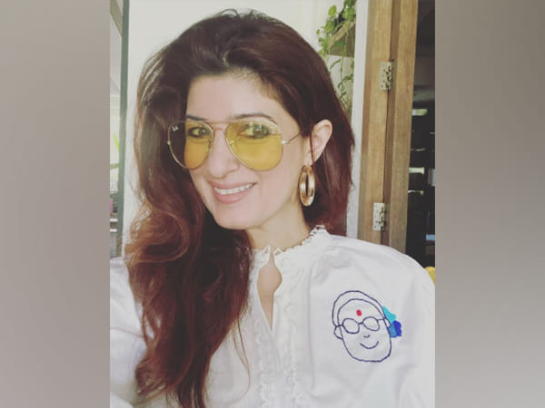 Twinkle Khanna has a special connection with autorickshaw, find out