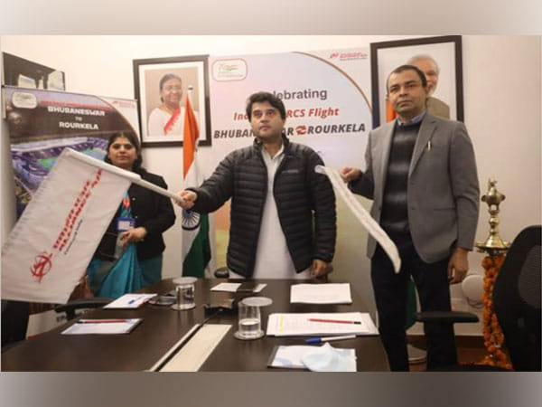 Airport numbers up 100% in 8 years: Civil Aviation Minister Scindia