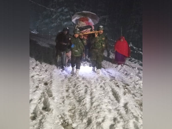 Army rescues pregnant woman in distress from remote LoC village