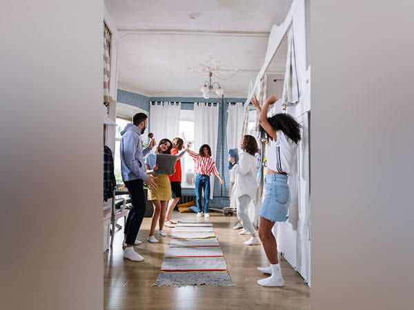 Study suggests strong social connections help to improve health