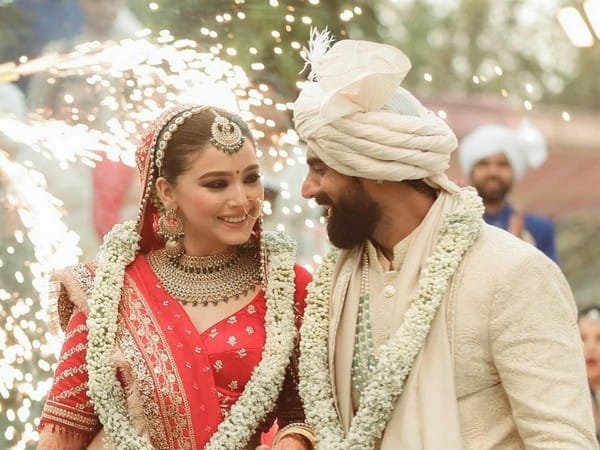 Choreographer Tushar Kalia marries girlfriend Triveni Barman, see pics