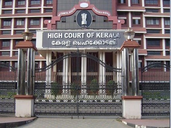 Walayar sister's death: Mother of deceased minors seeks Kerala HC's monitoring over CBI probe