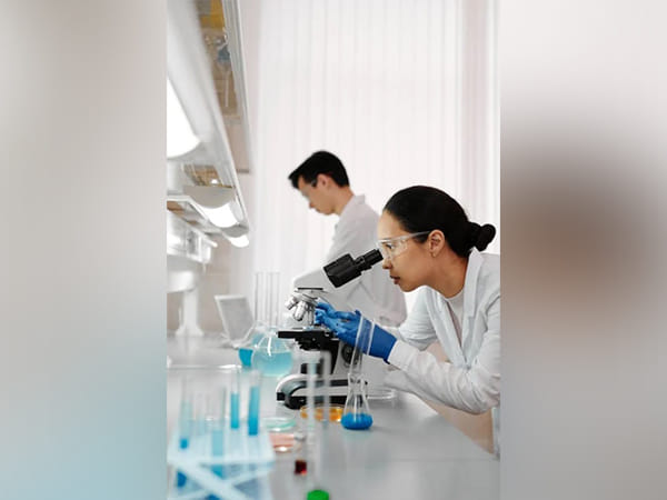  Researchers discover new electrode material for deep-ultraviolet light-emitting diode applications