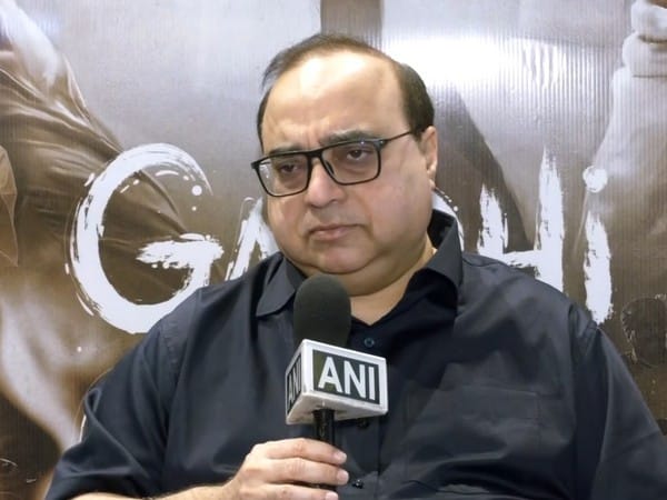 'Gandhi Godse...': Director Rajkumar Santoshi writes to Mumbai Police, seeks protection