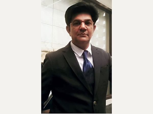 Buying a New TV: What are the aspects to keep in mind in order to make the right choice- explains Rishi Tandon!