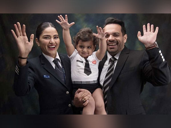 Captain Gaurav Taneja aka Flying Beast to fly largest Map of India Under the Mission #AasmanMeinBharat