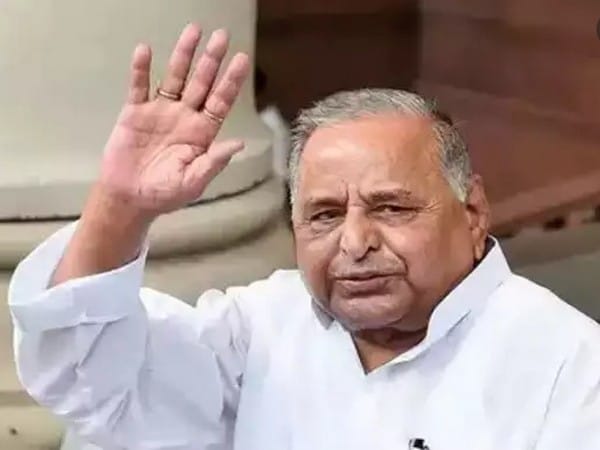 106 Padma Awards this year; Mulayam Singh Yadav awarded Padma Vibhushan posthumously