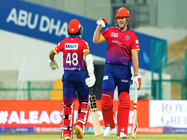 Dubai Capitals' Adam Zampa's spell, George Munsey's fifty sink Abu Dhabi Knight Riders