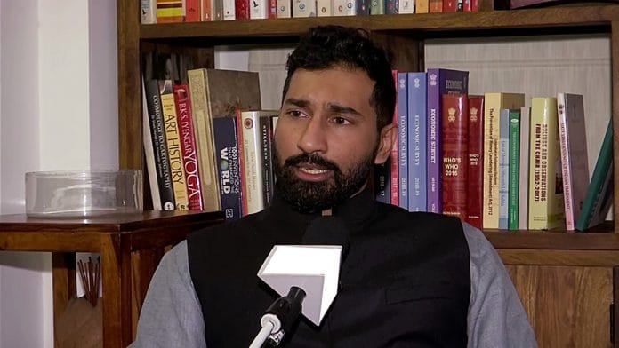 Anil Anthony, Congress leader and son of Former Defence minister AK Anthony, joins BJP, in the presence of Union ministers Piyush Goyal and V. Muraleedharan at BJP HQ in New Delhi on Thursday | ThePrint/Suraj Singh Bisht