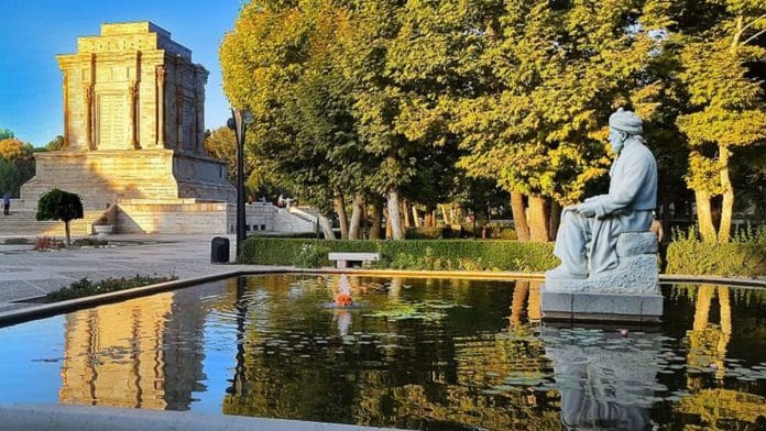 The tomb of Farsi poet Ferdowsi in Iran | Wikimedia Commons