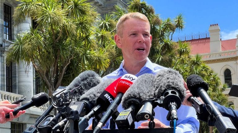 Chris Hipkins set to replace Jacinda Ardern as New Zealand prime minister
