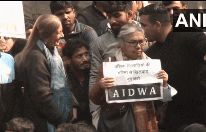 Brinda Karat asked to step down from stage during wrestlers' protest against WFI