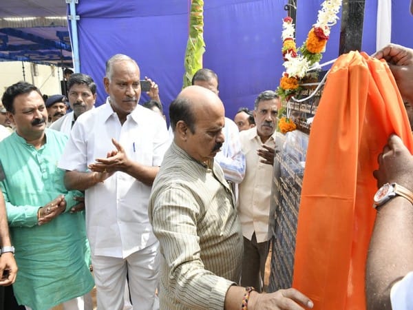 Karnataka CM inaugurates Mukteshwar Temple, says leave ego and bow down to God