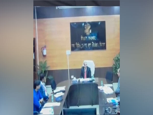 BASA members wear black badges against abusive Bihar bureaucrat KK Pathak