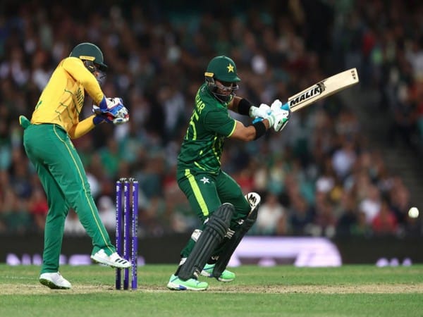 Pakistan batter Iftikhar Ahmed smashes six sixes in one over in PSL exhibition match