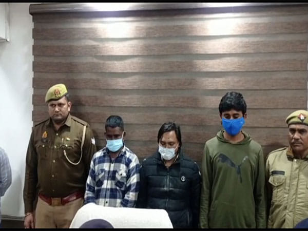 UP: Police bust Babu Wasim gang, 3 arrested with huge cache of illegal weapons