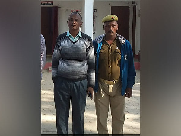 Man tonsures head of student for coming with cropped hairstyle to school in UP