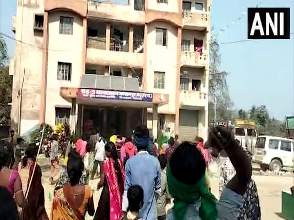 Bihar: Locals pelt stones, vandalise police station after youth's murder 