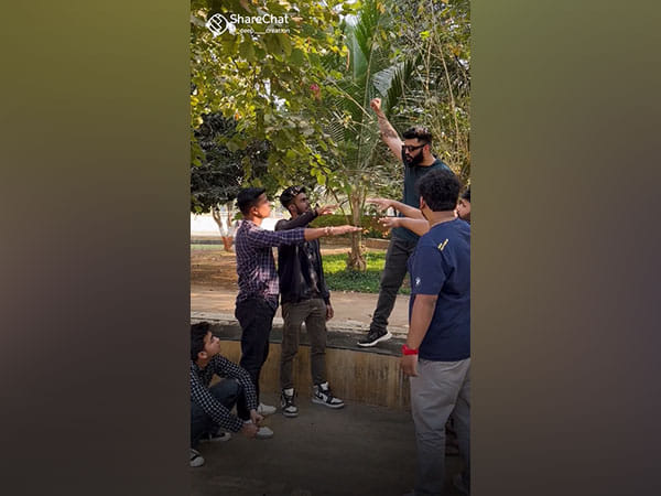 Inspired by The Akhand Single Viral Trend, ShareChat announces Anti-Valentine's Week