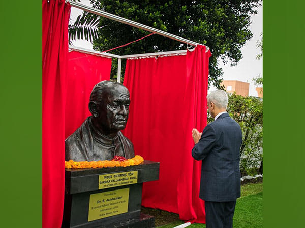 Jaishankar unveils bust of Sardar Vallabhai Patel in Fiji's capital Suva