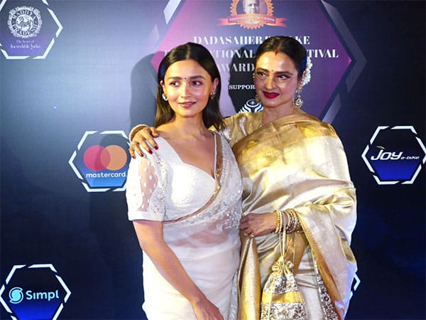 Alia Bhatt, Rekha share special bonding moments at Dadasaheb Phalke International Film Festival Awards red carpet