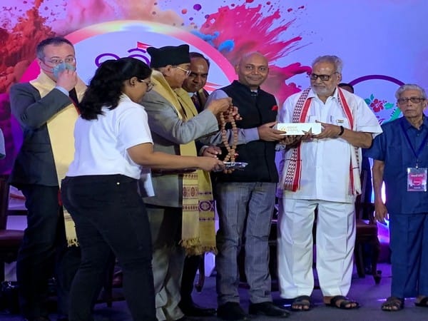 Abhay K. gets KLF Book Award for 'The Book of Bihari Literature' 