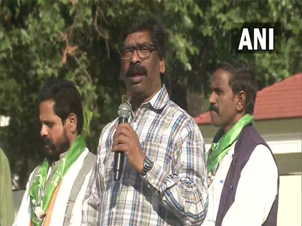 BJP accuses Hemant Soren of 