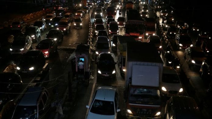 Vehicles are pictured at a toll post in Mumbai | File Photo: Reuters