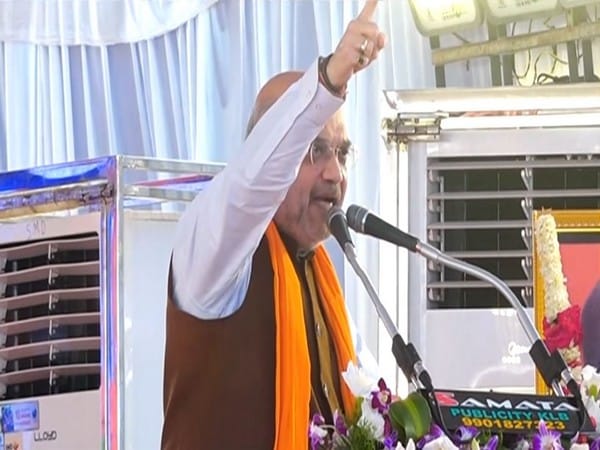 People of country are praying for PM Modi's long life: Amit Shah slams Congress, AAP over objectionable slogans