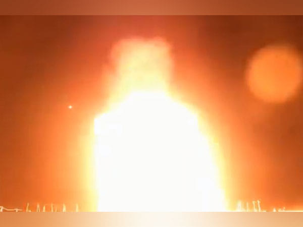 Reflecting Atmanirbhar Bharat, Indian Navy undertakes indigenously-made MRSAM firing