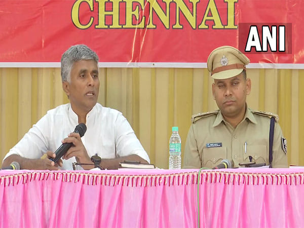 Bihar government officials interacts with migrant workers in TN amid 