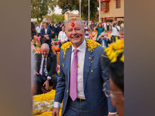 Anthony Albanese celebrates Holi with Gujarat CM and Governor