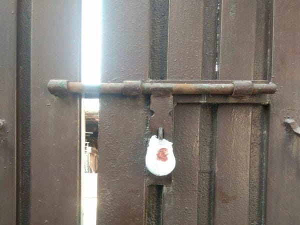 MCD seals 3 farmhouses in South Delhi for 