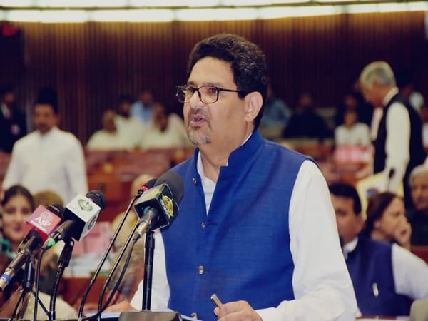 IMF doesn't trust finance ministry, says Pak ex-Finance Minister Miftah Ismail