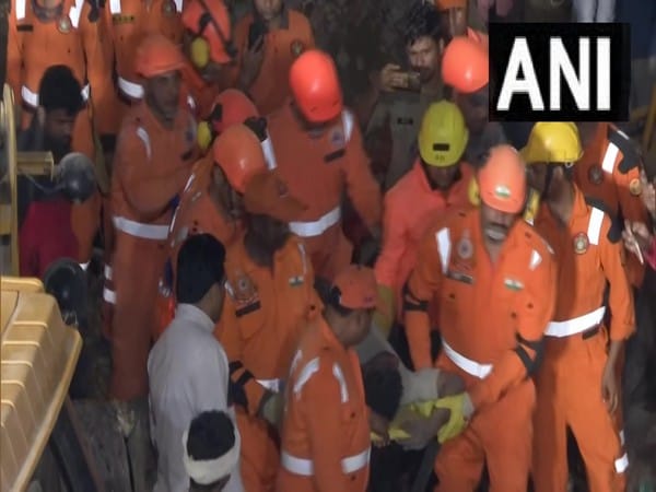 UP: 11 rescued after roof of potato cold storage collapses in Sambhal, 20-30 feared trapped 