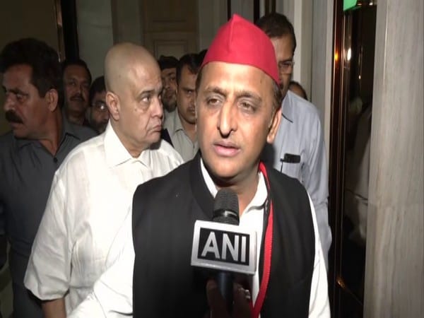 Congress should decide its role in 2024 Lok Sabha polls: Akhilesh Yadav 