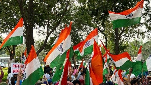 New Delhi: Sikhs protest against disgraceful act by pro-Khalistani supporters in London