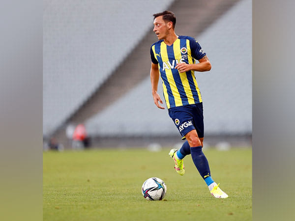 Former Arsenal, Real Madrid star Mesut Ozil announces retirement from football