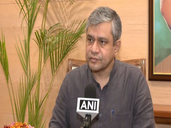 Is Rahul Gandhi above the law...: Ashwini Vaishnaw