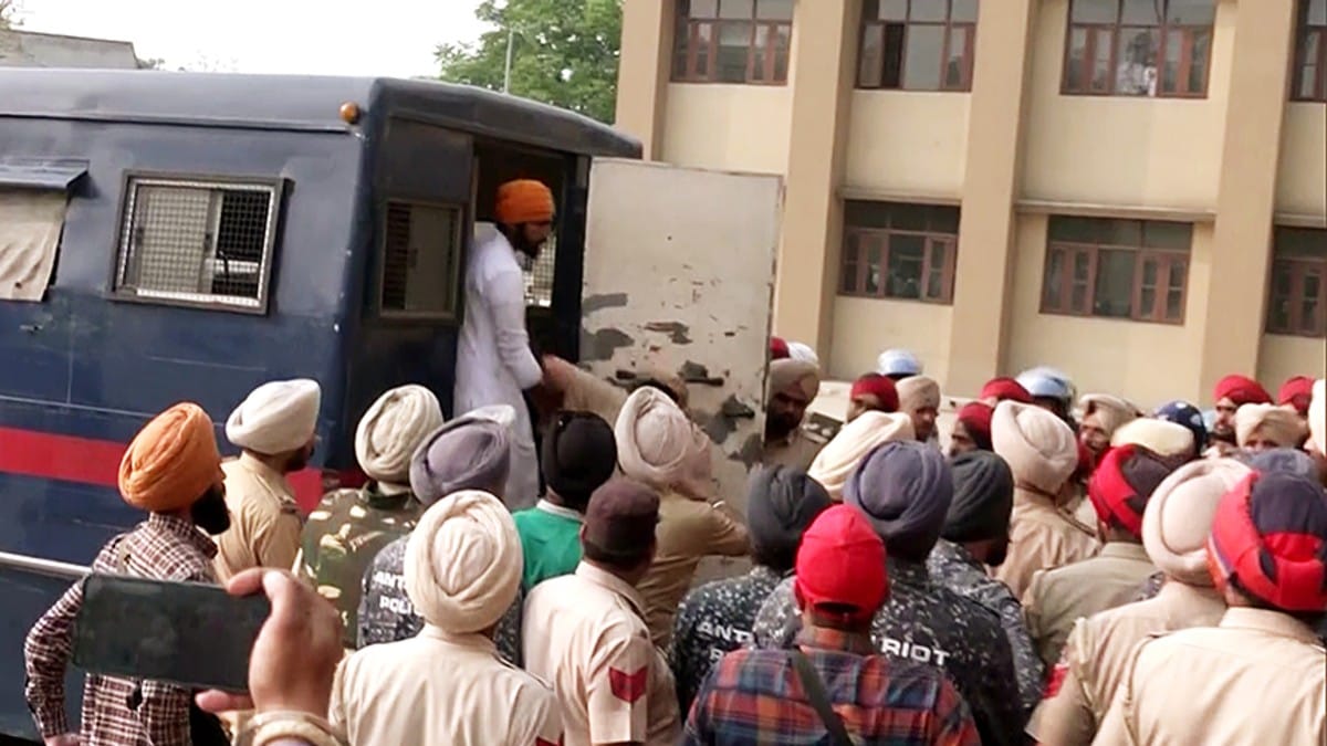 Seven Amritpal aides brought to court in Amritsar Sunday | ANI