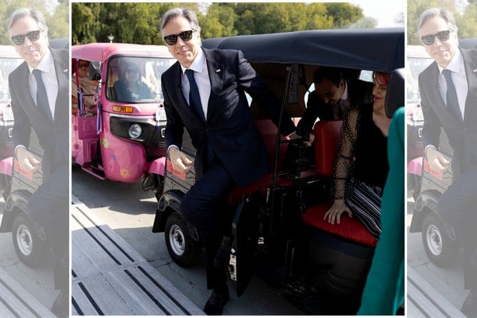 US Secretary of State Antony Blinken taking autorickshaw to meeting with US embassy staff in New Delhi Friday | ANI