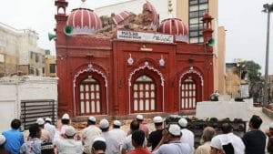 People pray in the courtyard of the Mubarak Begum Masjid in New | Photo: Manisha Mondal | The Print